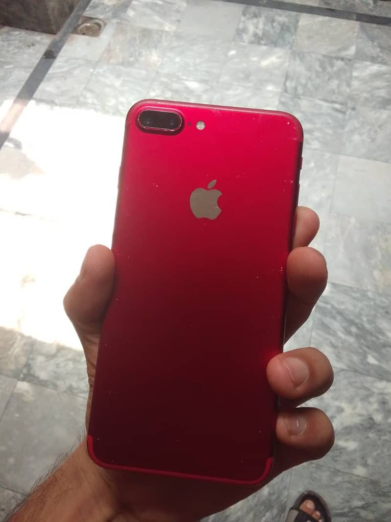 Apple iPhone 7 Plus 1