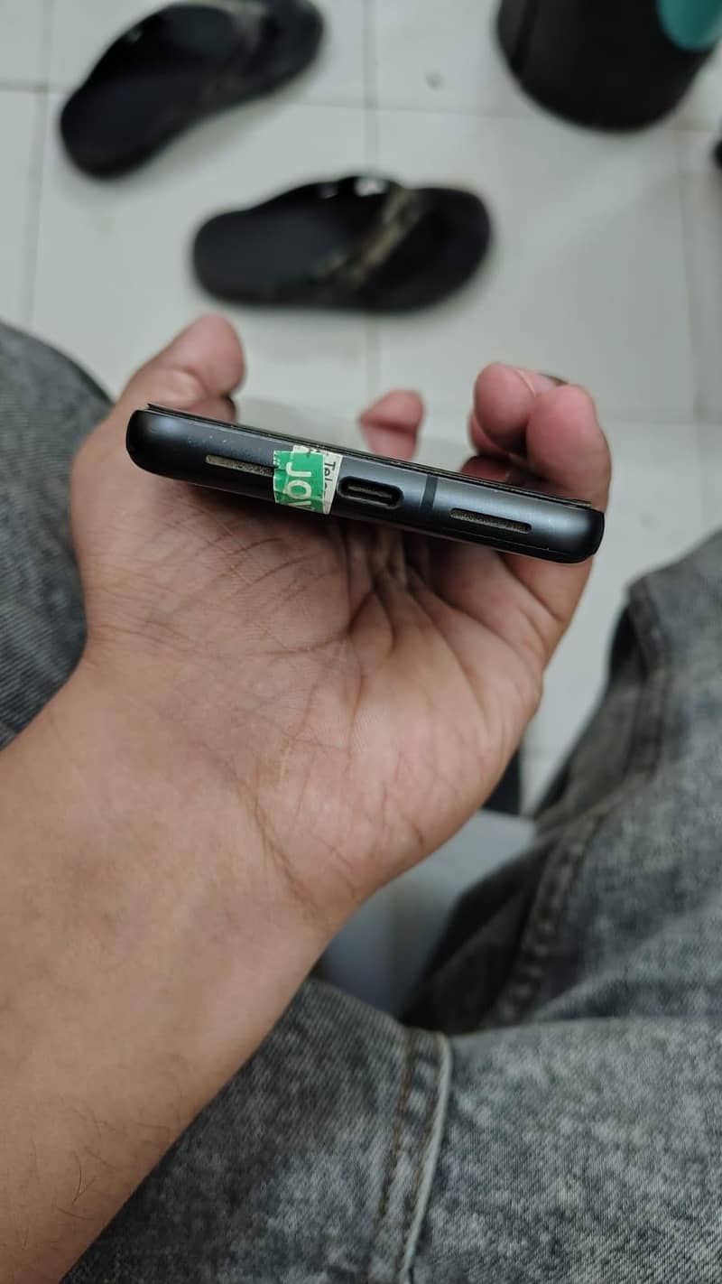 Google Pixel 8 5