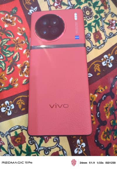 Vivo X90s