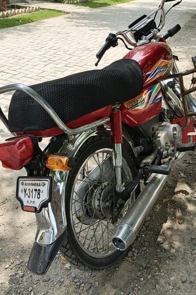 cd70 Honda moterbike original Halat may Nowshera number clear