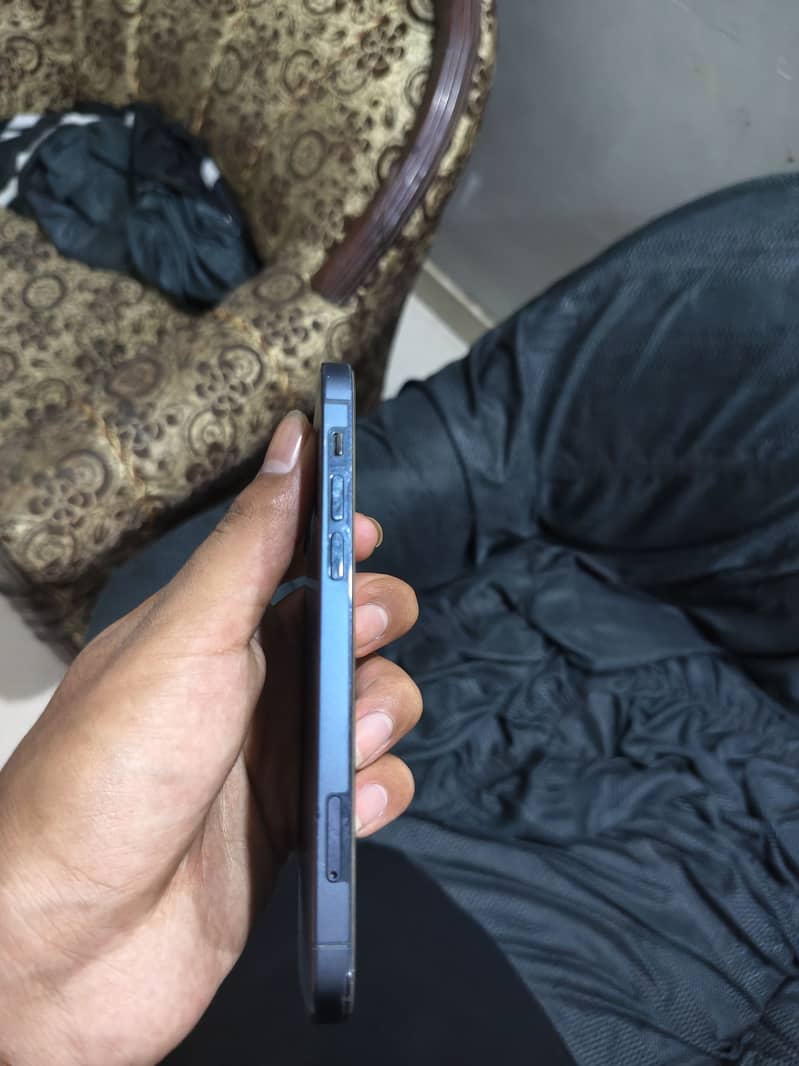 Apple iPhone 12 Pro 3