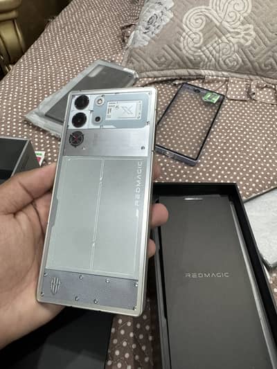 Red Magic 10 pro 16 GB/512 GB