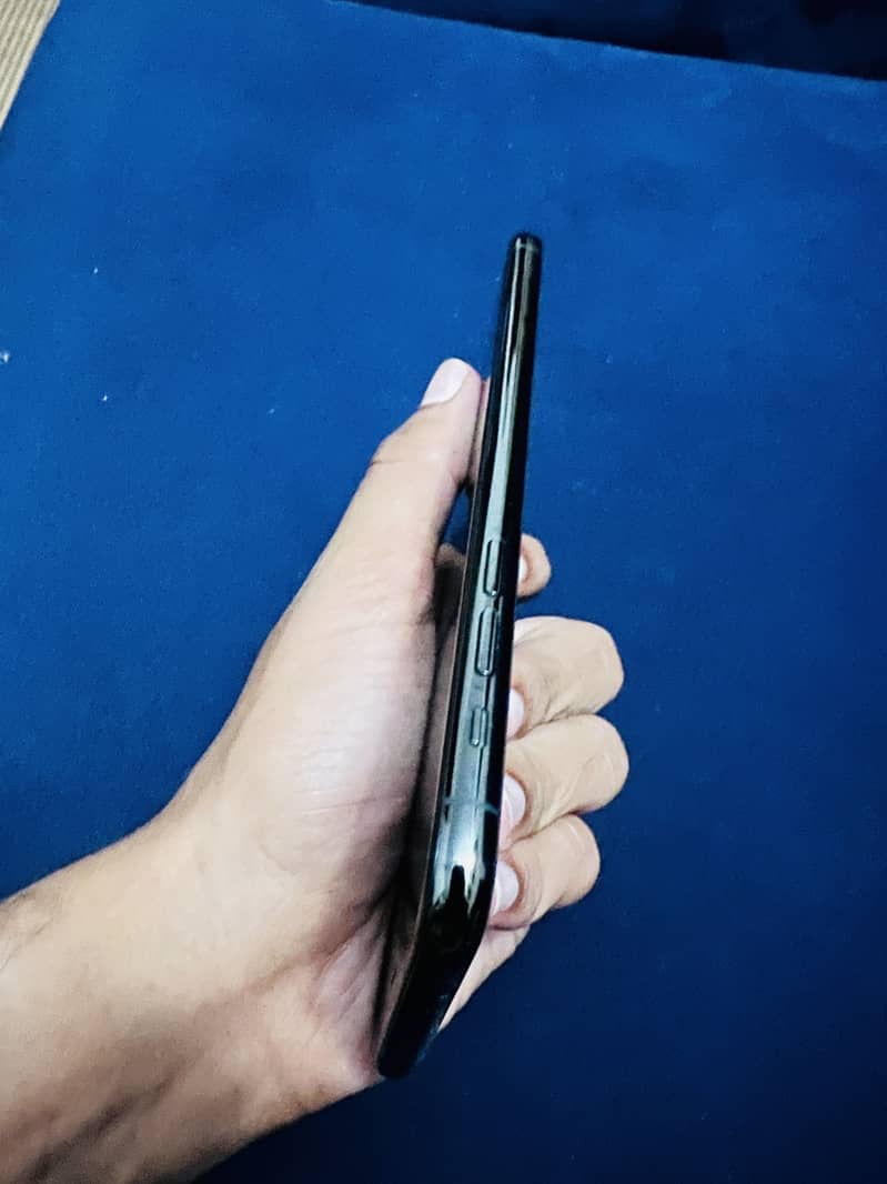 iPhone 11 Pro Max 3
