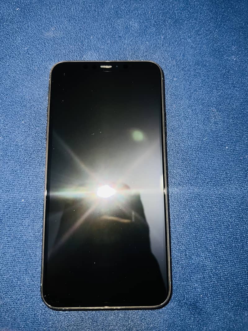 iPhone 11 Pro Max 7