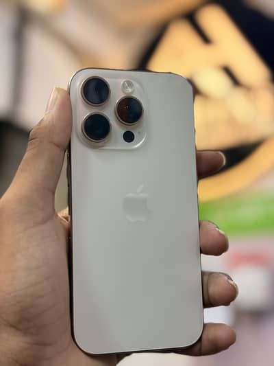 Apple iPhone 16 Pro