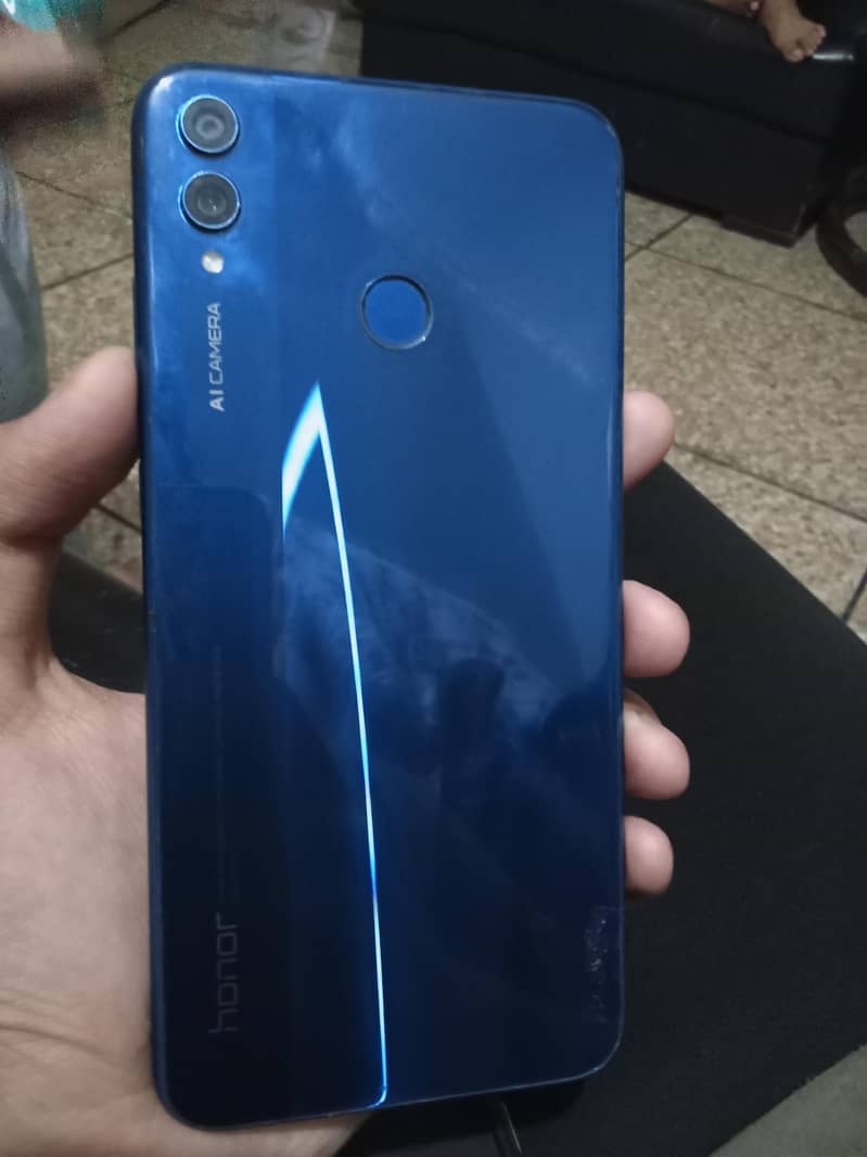 Honor 8x 3