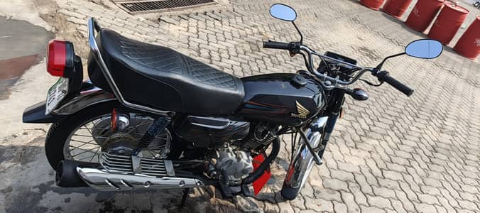 united 125 urgent sale have two bikes so one will be want to sale