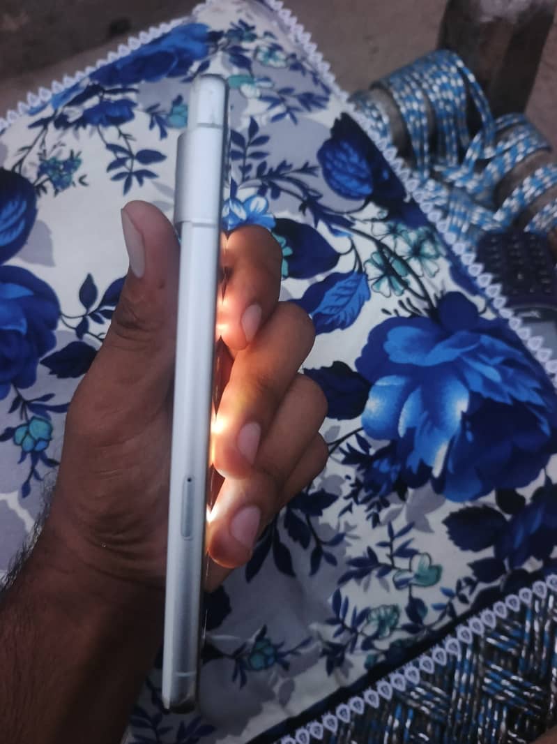 Google pixel 7 5