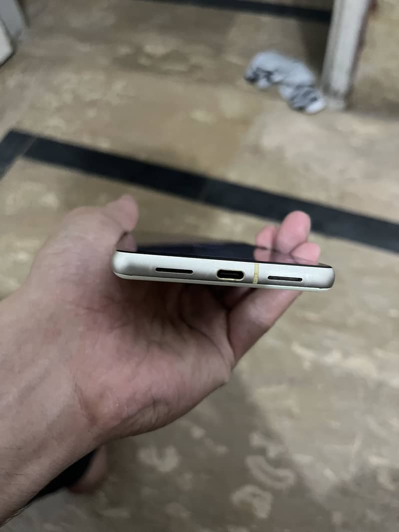Google pixel 7 2