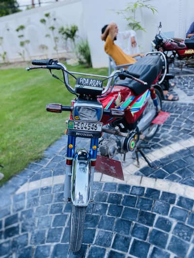 7t 18 model