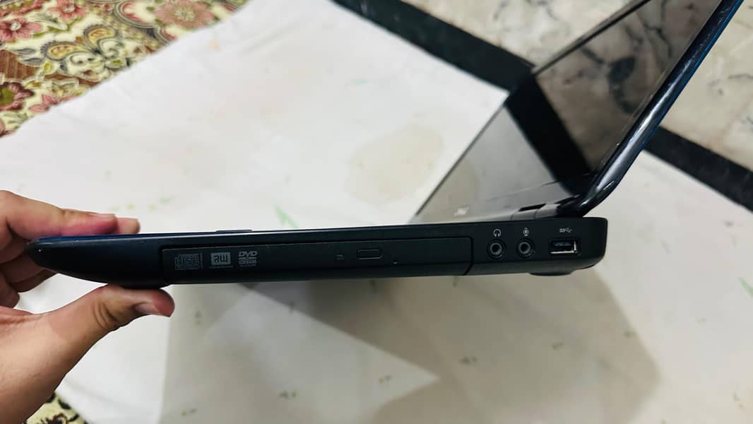 laptop 3