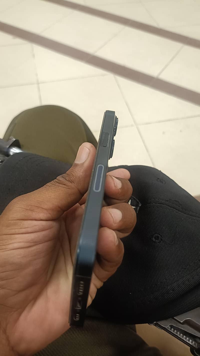 Apple iPhone 14 1