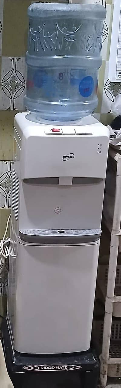 Homage Water Dispenser