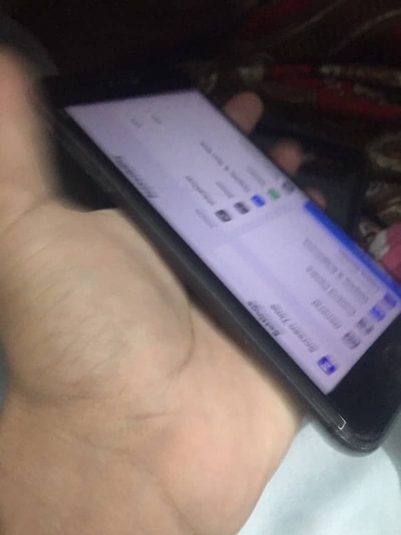 Apple iPhone 8 Plus 3