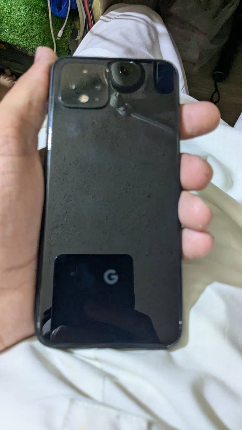 Google Pixel 4 3