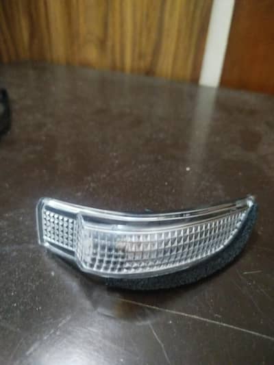 Toyota Grande Geniune Side mirror Lefr Light