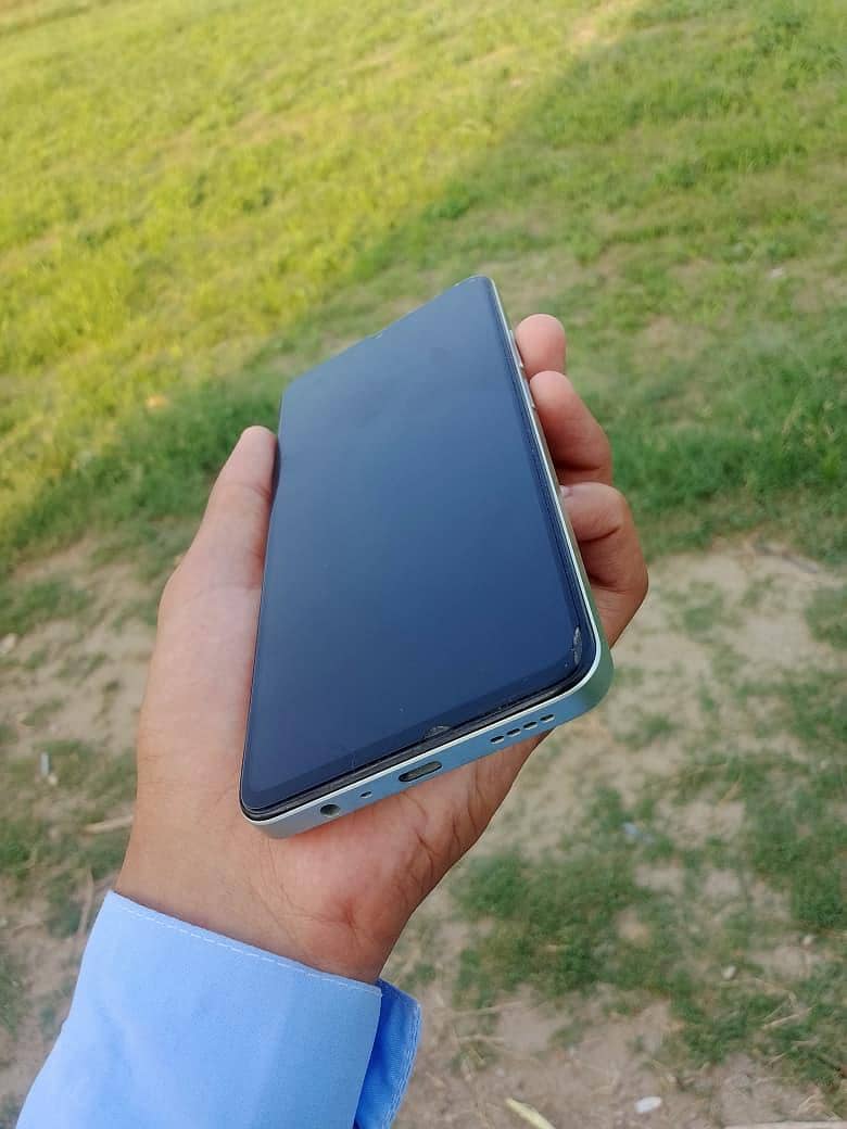 Realme Note 60x 3