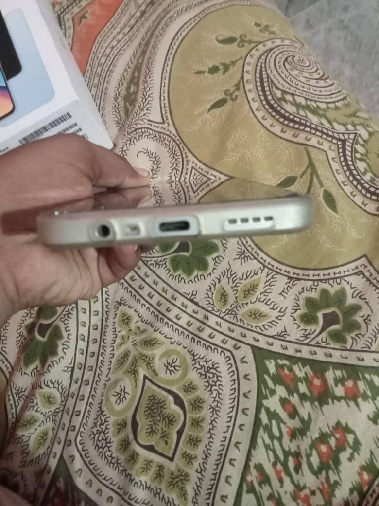 Realme Note 60x 4