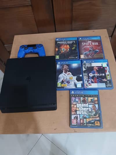 PS4 Slim 500 GB with 5 games