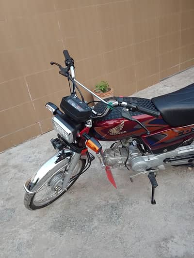 new bike h jis bhi na Lana h wohe msg ya cl kra 03461001273