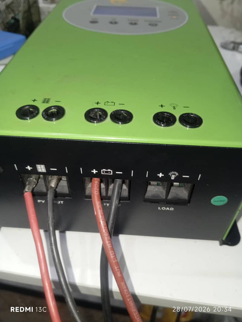 MPPT charge controller 4