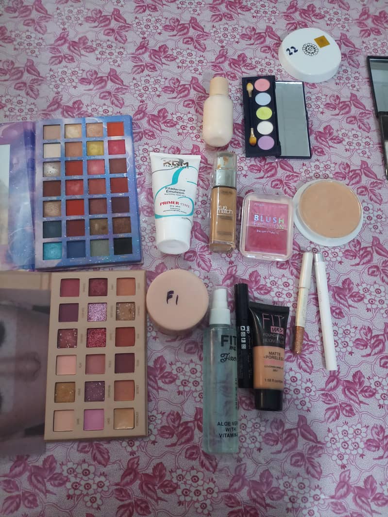 Makeup 0