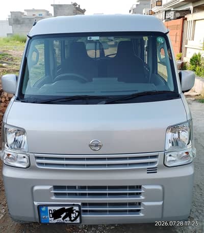 Suzuki Nissan clipper NV100