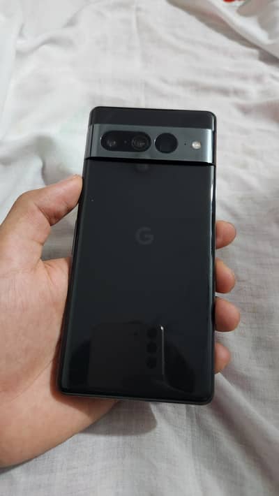 Pixel 7 pro . Display changed . . minor dot around camera