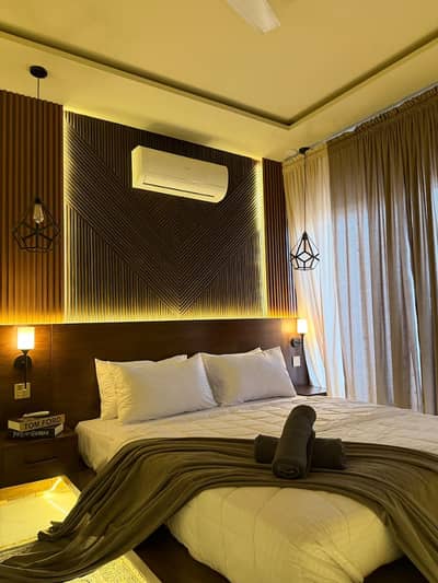 2 Bedrooms Luxury Furnished Apartment is Available For Rent in Bahria Town Lahore
