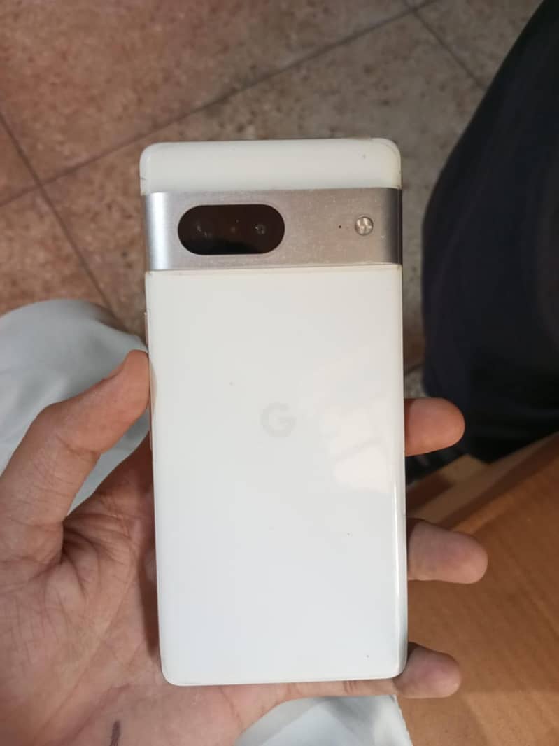 Google Pixel 7 3