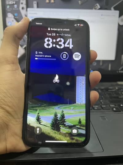 Apple iPhone XR