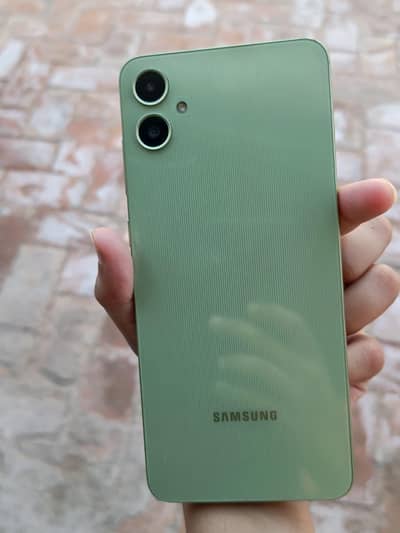 Samsung A05 4/128