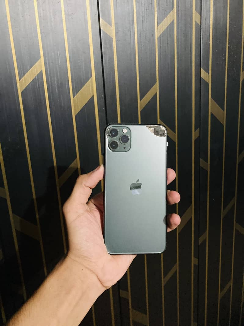 Apple iPhone 11 Pro Max 0