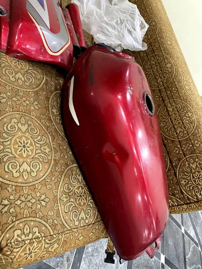 Honda 125 Tanki Tapay and Front mudguard For Sale