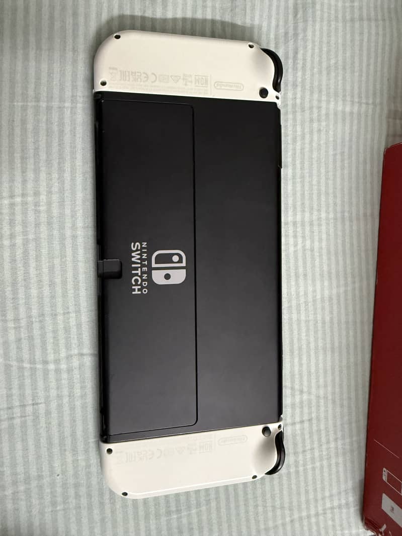 Nintendo switch oled 4