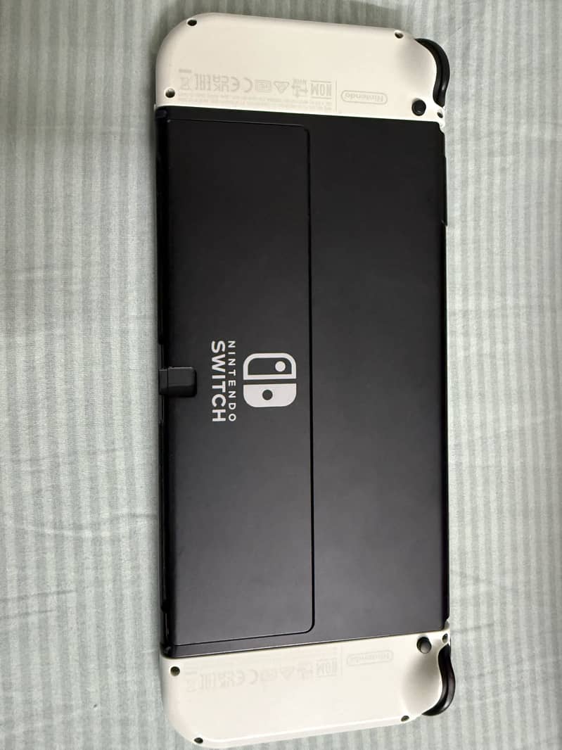 Nintendo switch oled 7
