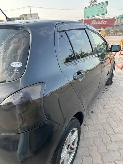 Toyota vitz 1300cc genwan