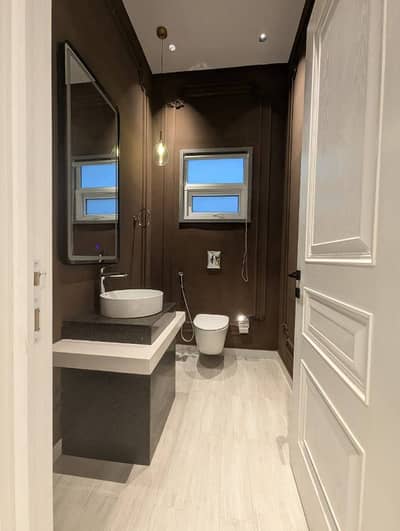 1 BED NON FURNISHED APRTMENT FOR SALE ON EASY INSTOLMENT IN BAHRIA TOWN LAHORE