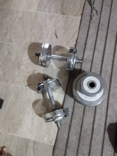 plates and dumbell rod