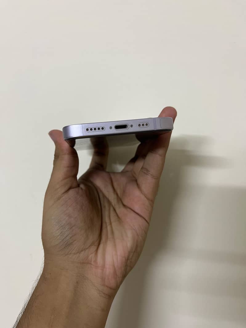 Apple iPhone 14 2