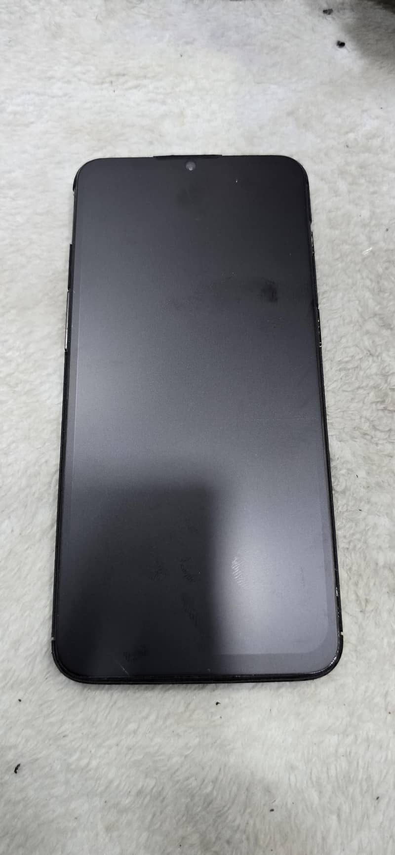 One Plus 6T 5