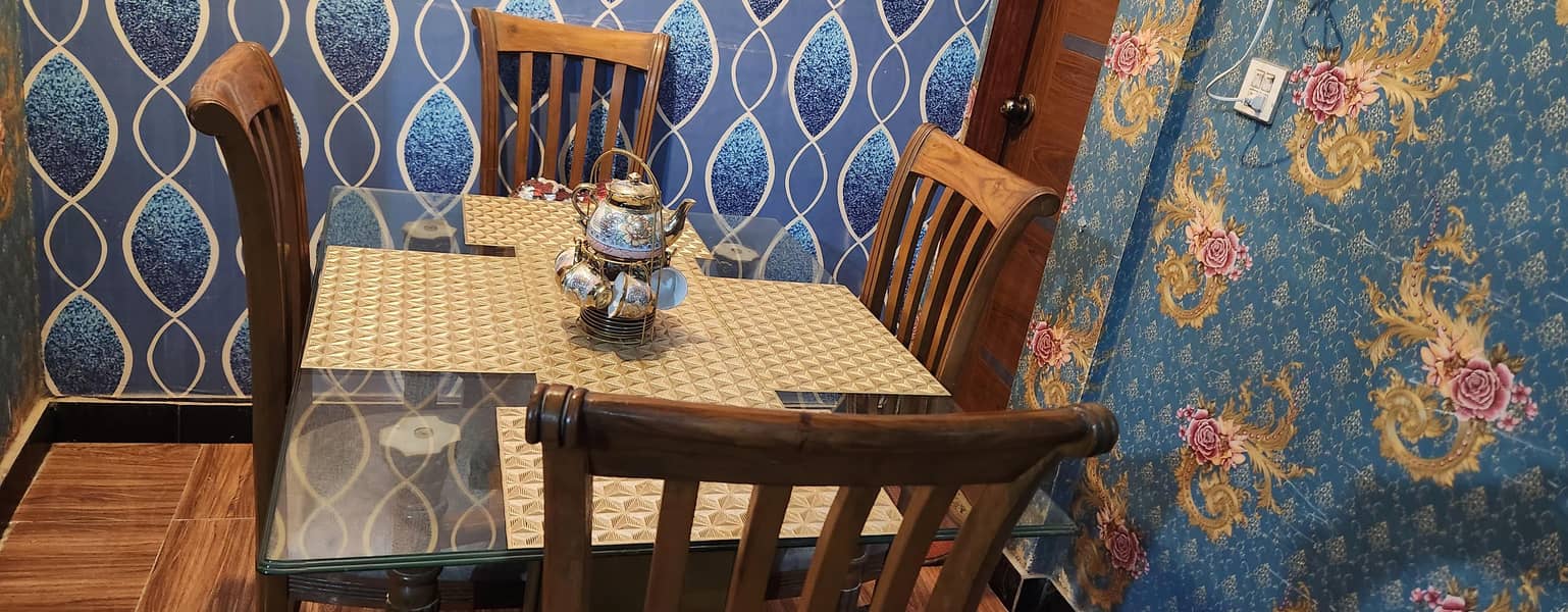 Dining table for sell 1