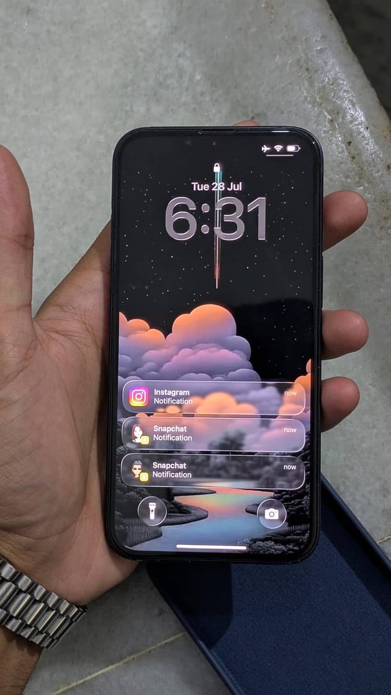 Apple iPhone 13 mini 9