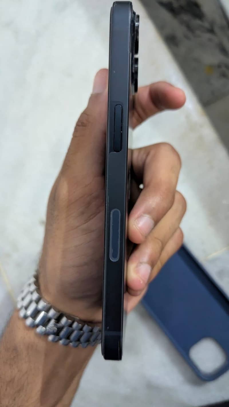 Apple iPhone 13 mini 10
