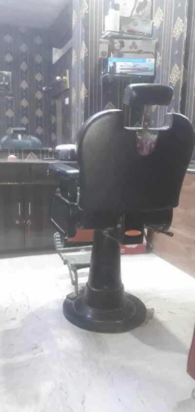 salon chair