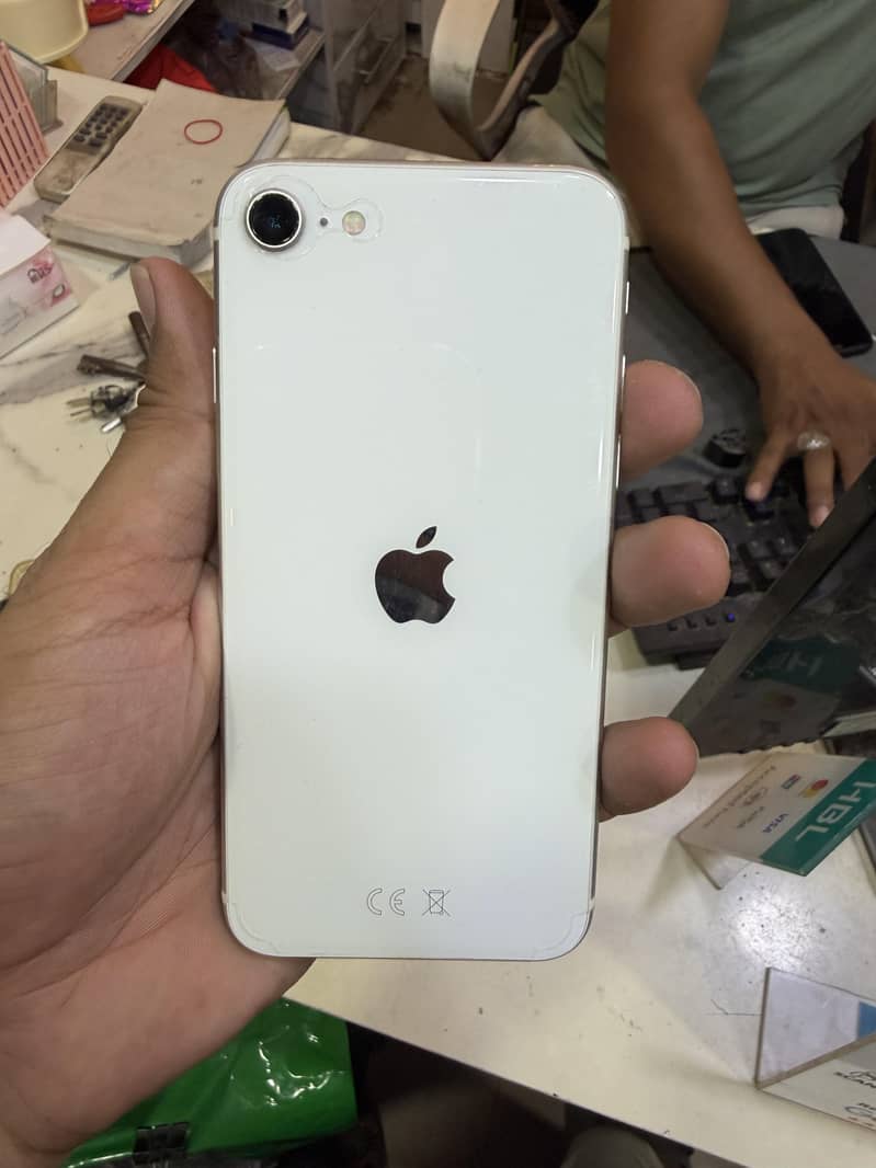 Apple iPhone SE 0