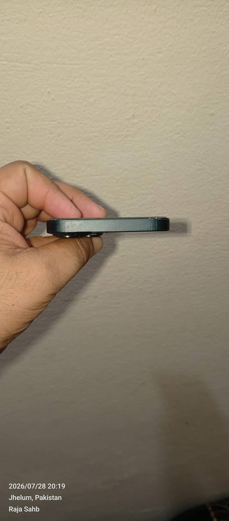 Apple iPhone 13 1