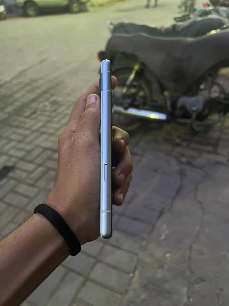 Google Pixel 7a 2