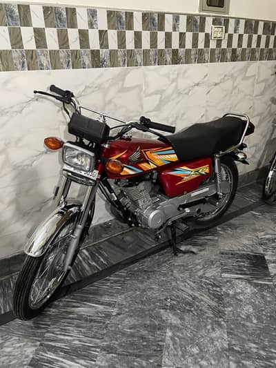 Honda CG 125 2026 For Sale (Only 2700km driven)