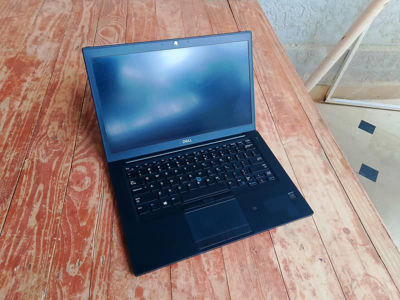 Dell Latitude E7490 6